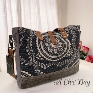 Last 1 Nwt Myra Bag Amazing WEEKENDER TOTE HANDBAG